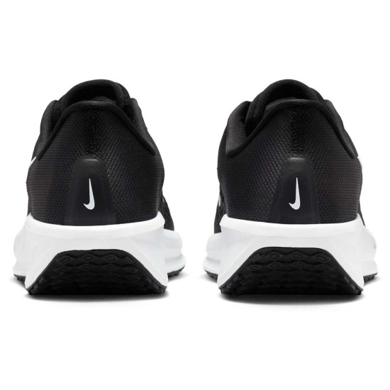 Nike Quest 6